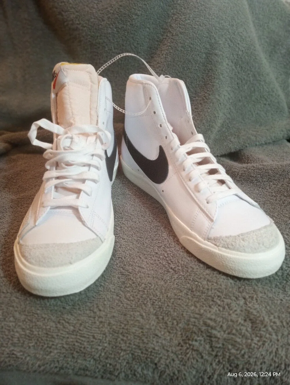 Nike Blazer Mid 77 White Black Women's Size 12 US / Mens Size 10.5 New No Box